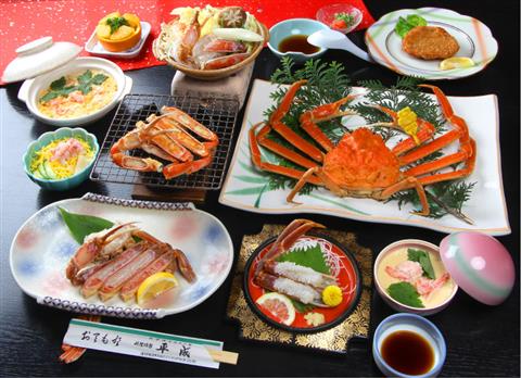 昼食　蟹フルコース（一例）